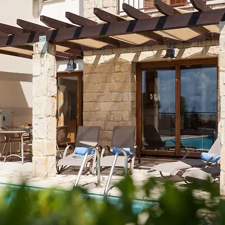 Aphrodite Hills Junior Junior J003 Air Conditioning 2 Bedrooms Villa