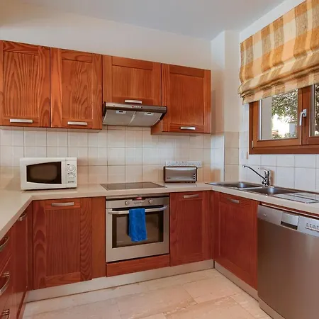 Aphrodite Hills Junior Junior J003 Air Conditioning 2 Bedrooms * Πάφος